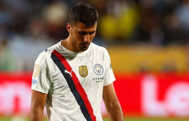 Rodri đối mặt vấn đề thể lực, nỗi lo của Man City trước thềm mùa giải mới