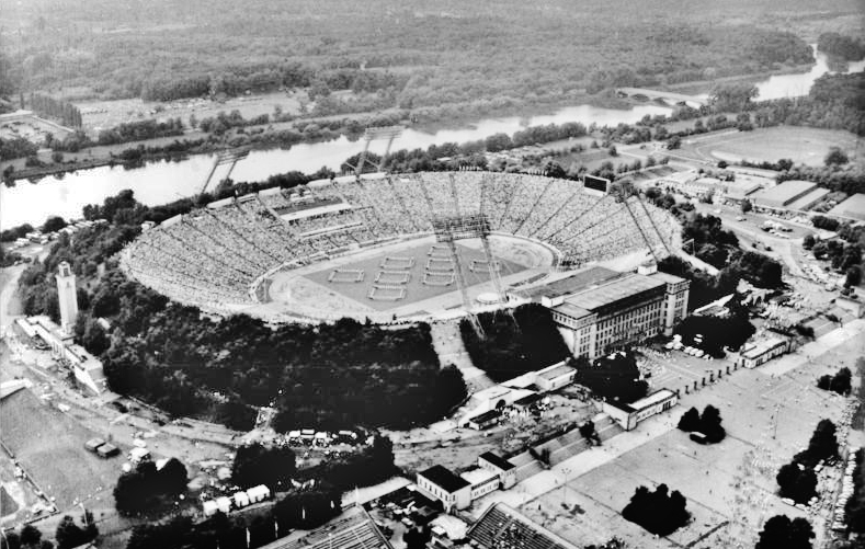 Red Bull Arena: Sự hồi sinh ngoạn mục của một biểu tượng bóng đá Đông Đức